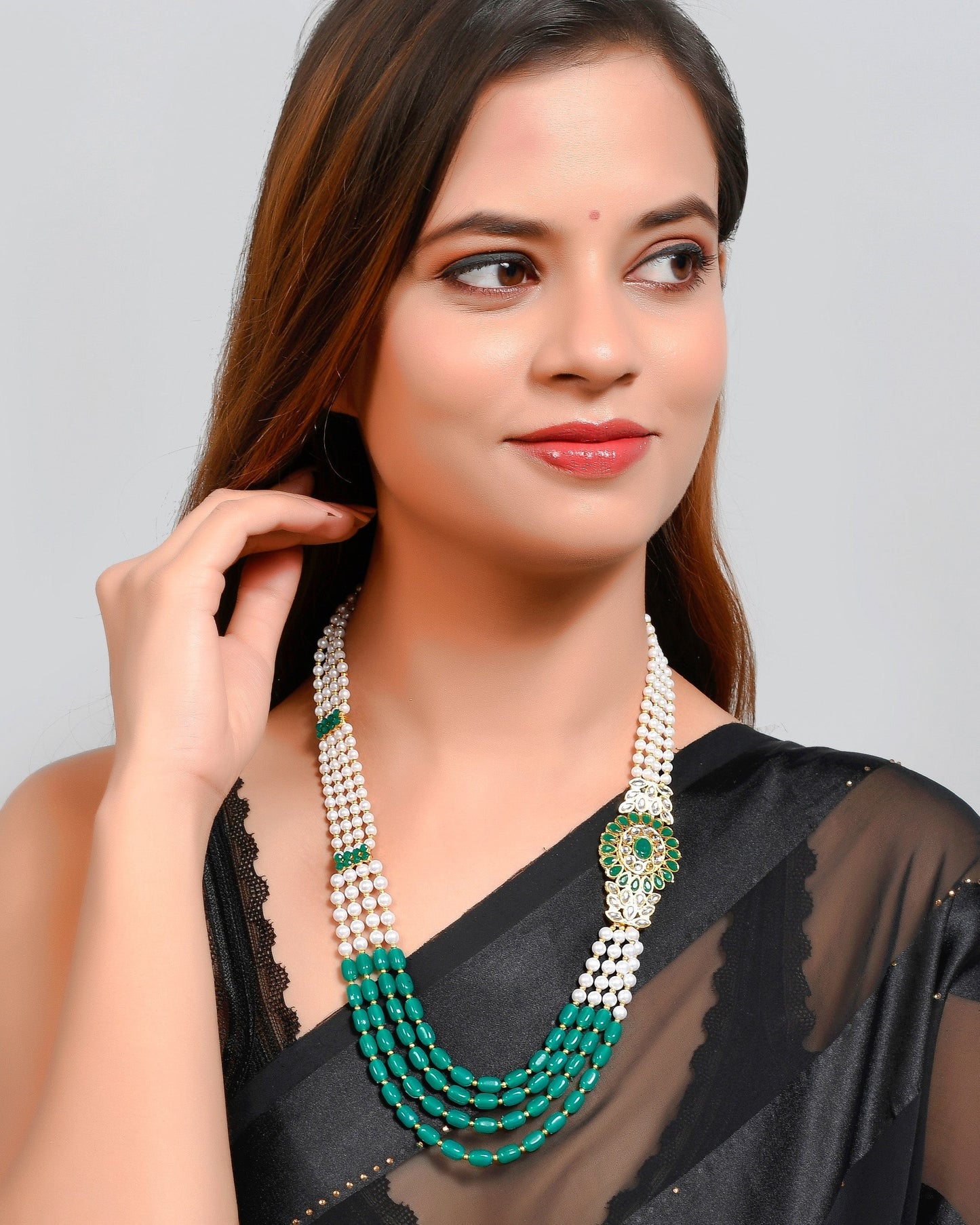 Side Kundan Brooch Layered Necklace